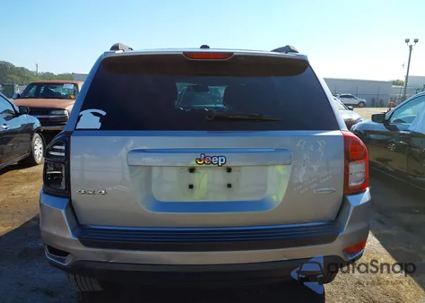 2016 Jeep Compass Latitude из США, поврежденный, VIN 1C4NJDEB4GD663563